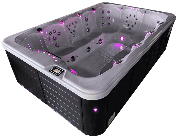 Colossus - Titan Spas