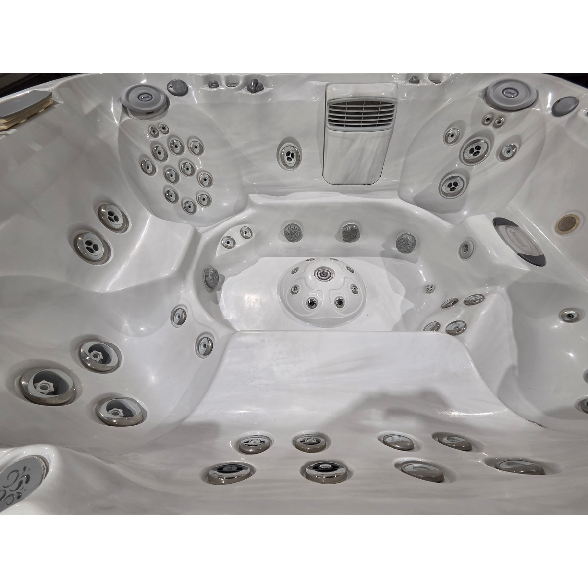 Jacuzzi J-495
